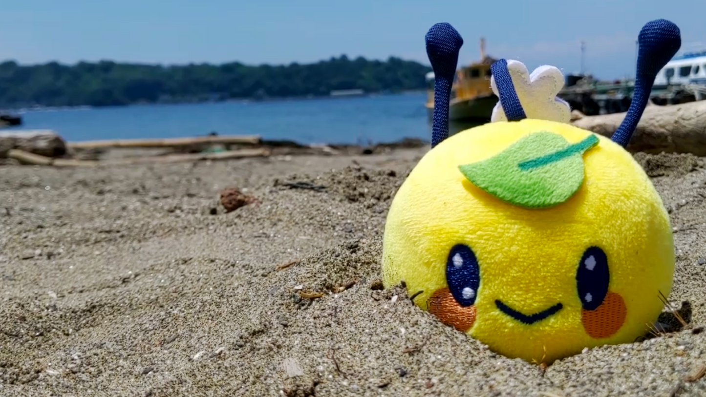 Daybee's Escape! Magnetic Plushie